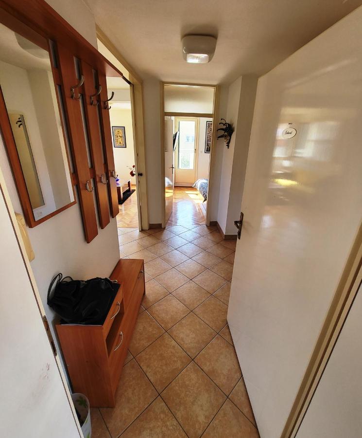Zee Apartment ซาดาร์ ภายนอก รูปภาพ
